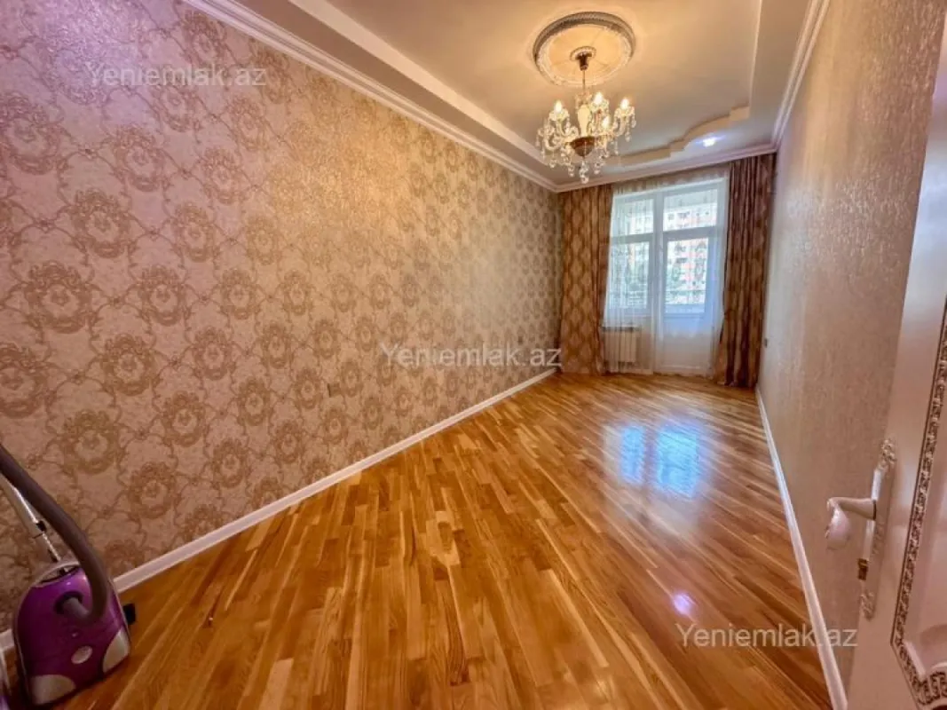 Satılır 3 otaqlı yeni tikili 143 m²