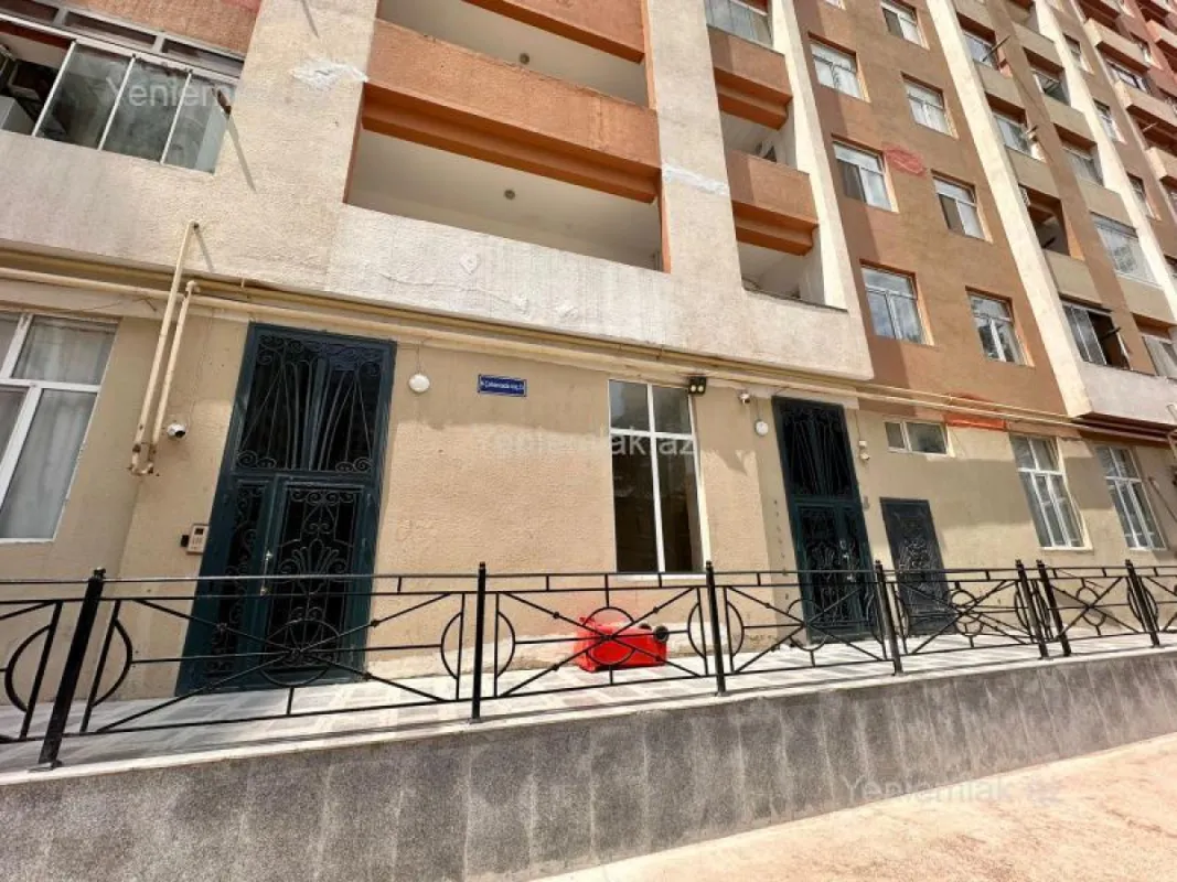 Satılır 3 otaqlı yeni tikili 143 m²