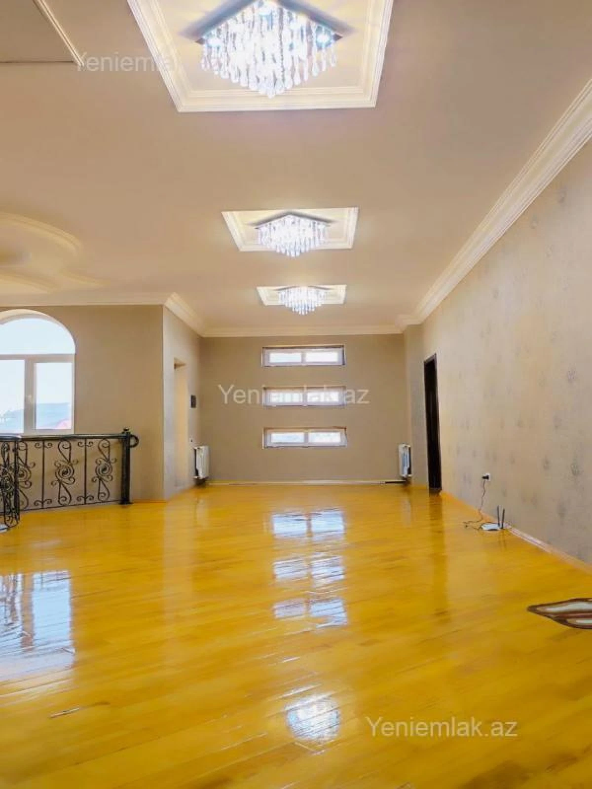 Satılır 6 otaqlı həyət evi 510 m²