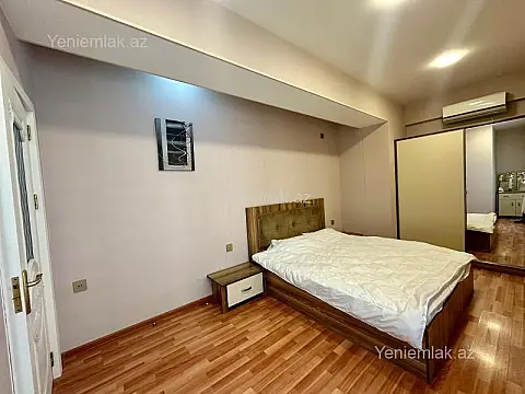 Satılır 3 otaqlı yeni tikili 115 m²