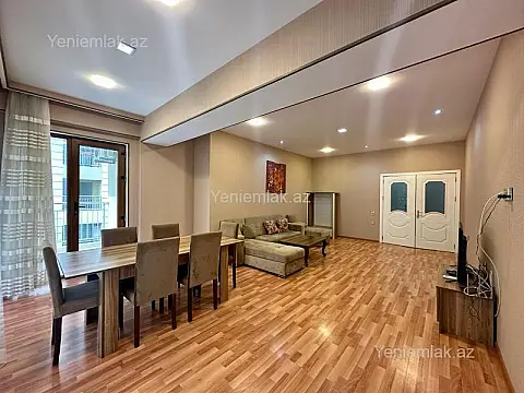 Satılır 3 otaqlı yeni tikili 115 m²