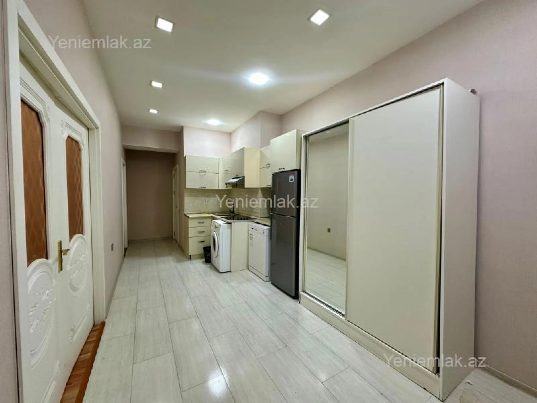 Satılır 3 otaqlı yeni tikili 115 m²