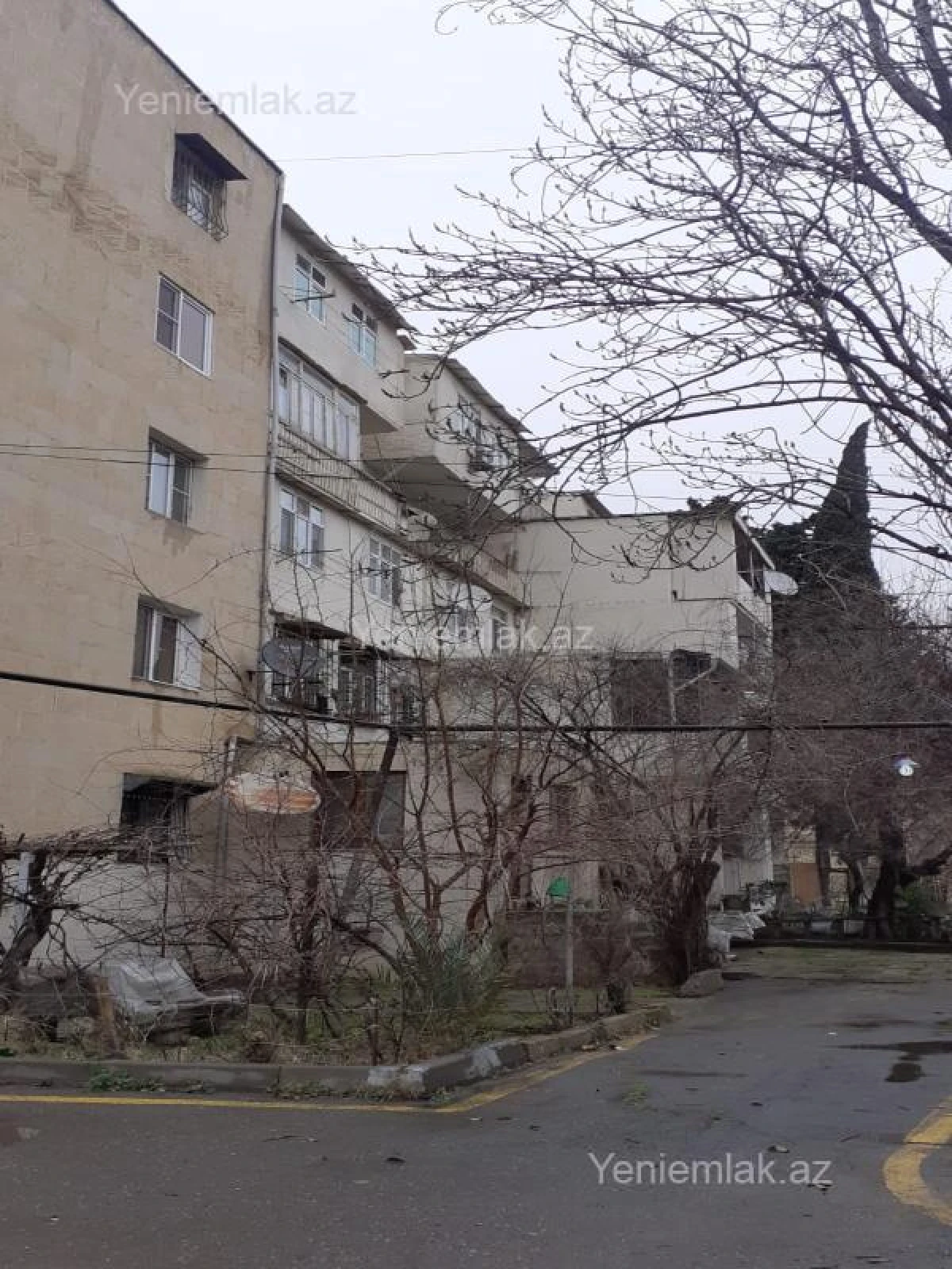 Satılır 1 otaqlı köhnə tikili 27 m²