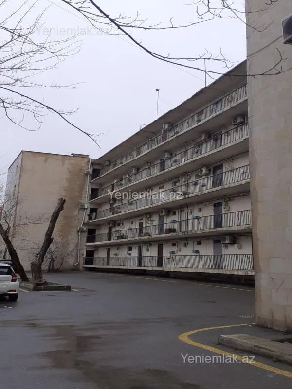 Satılır 1 otaqlı köhnə tikili 27 m²