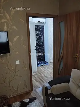 Satılır 1 otaqlı köhnə tikili 27 m²