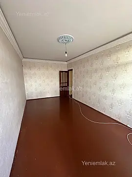 Satılır 2 otaqlı köhnə tikili 54 m²