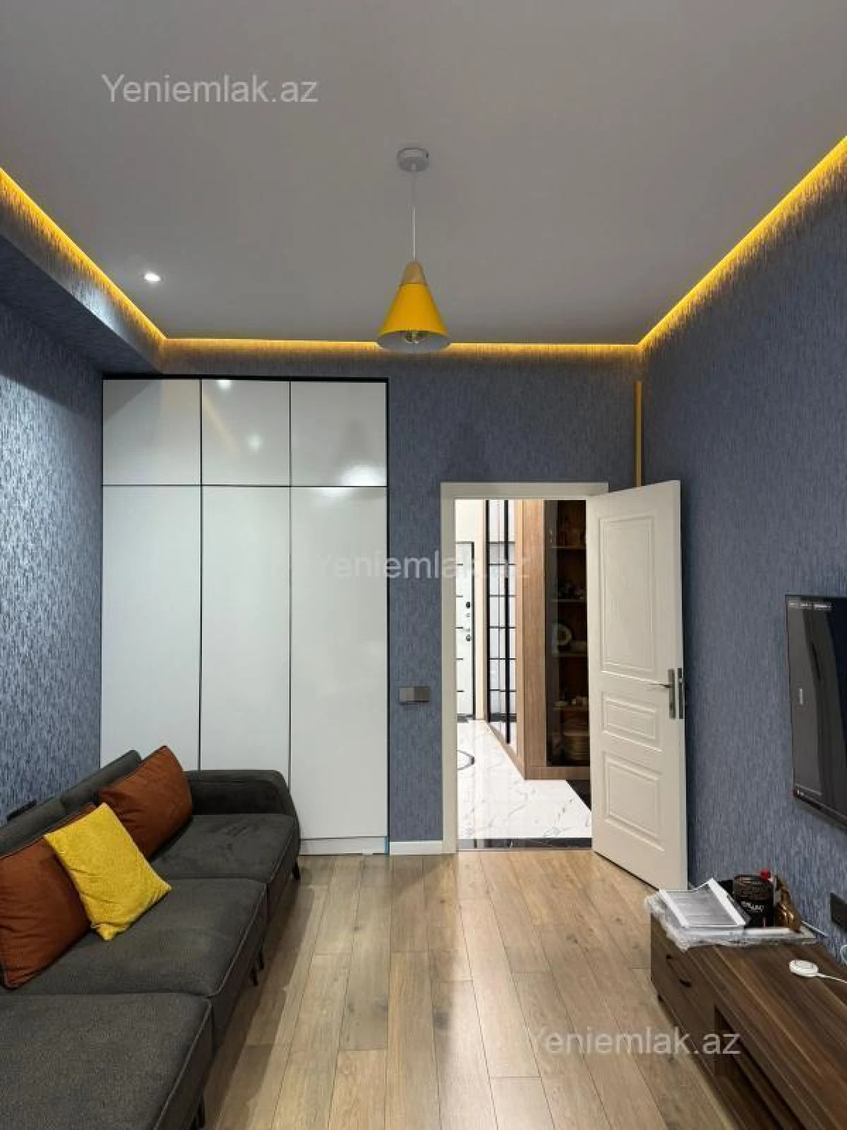 Satılır 3 otaqlı yeni tikili 105 m²