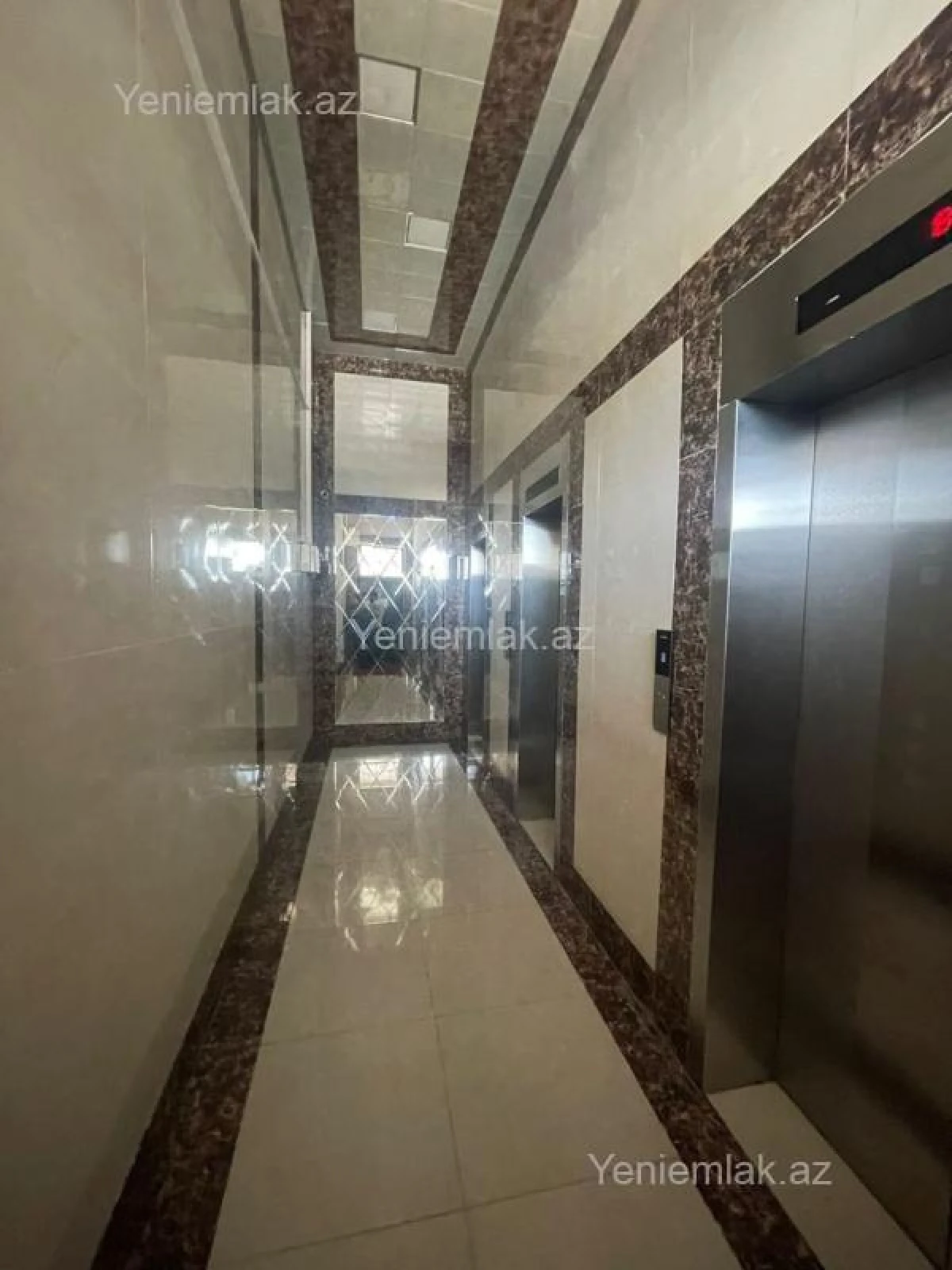 Satılır 3 otaqlı yeni tikili 105 m²