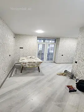 Satılır 1 otaqlı köhnə tikili 30 m²