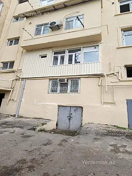 Satılır 1 otaqlı köhnə tikili 30 m²