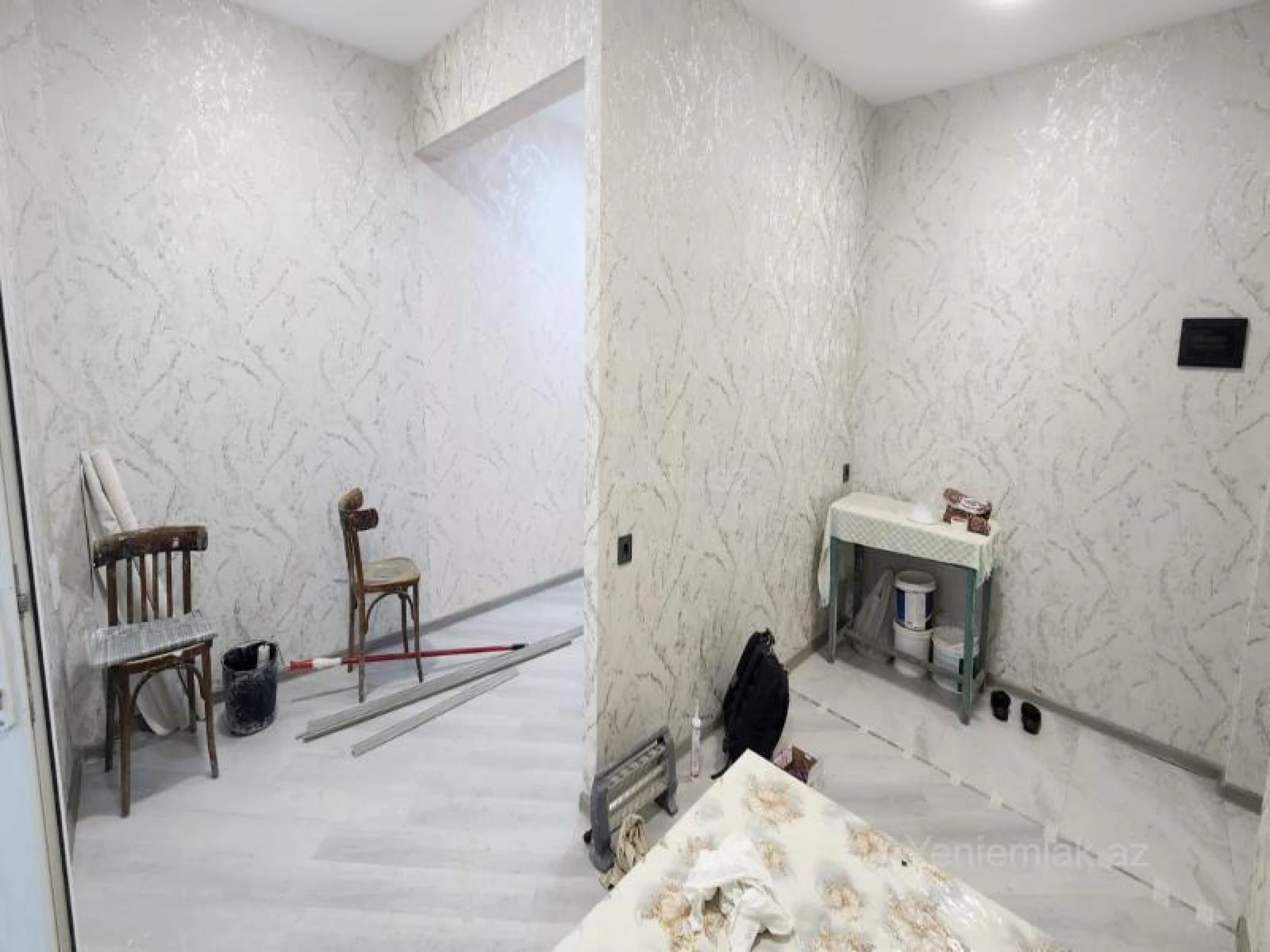 Satılır 1 otaqlı köhnə tikili 30 m²