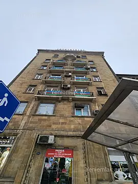 Satılır 1 otaqlı köhnə tikili 30 m² — Bakı, Nərimanov 1 otaq 30.00 m²