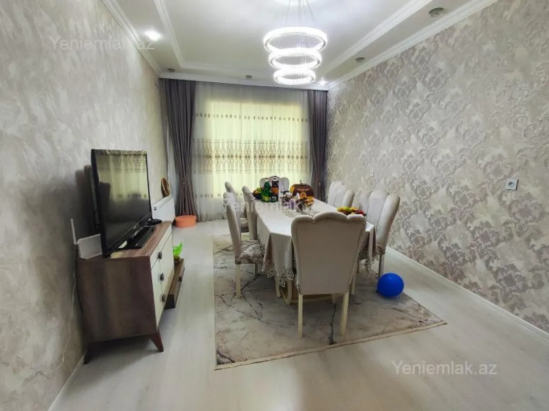 Satılır 4 otaqlı həyət evi 136 m²