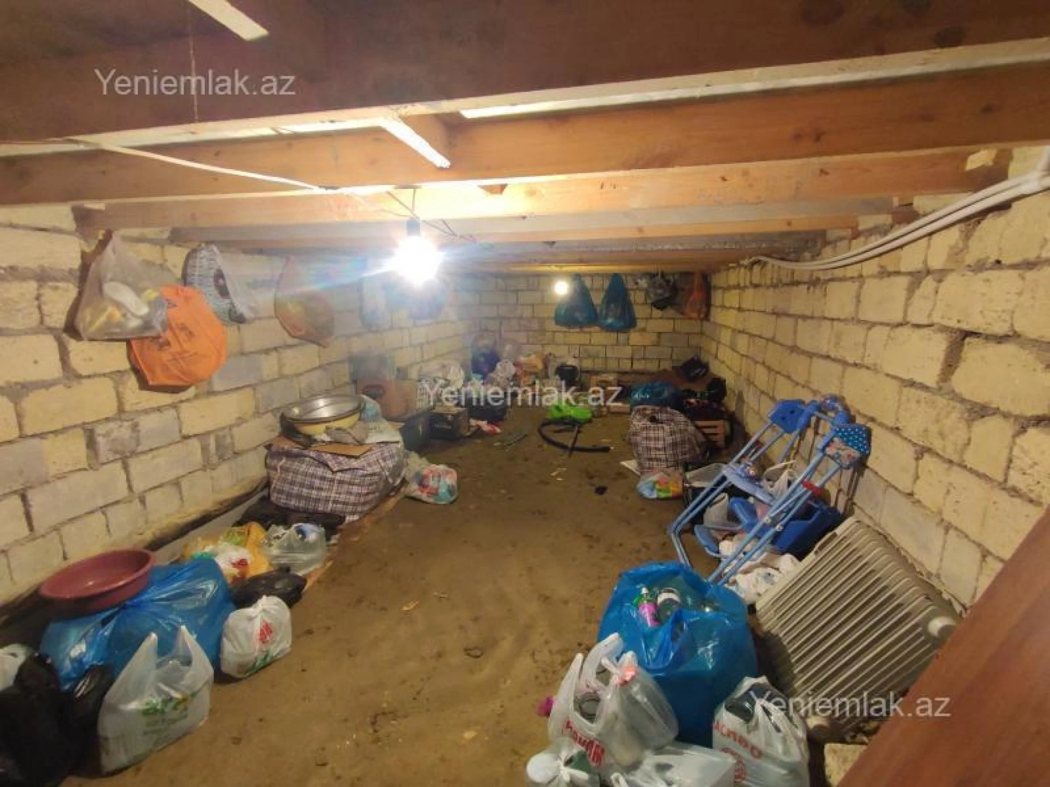 Satılır 4 otaqlı həyət evi 136 m²