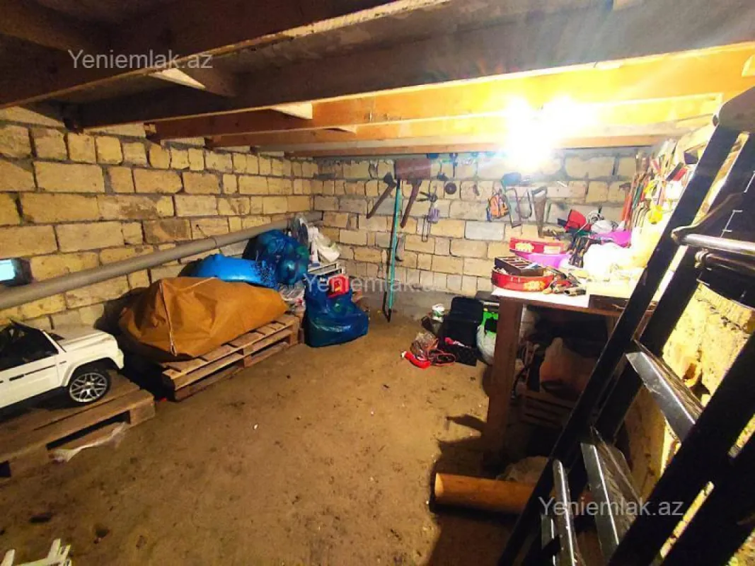 Satılır 4 otaqlı həyət evi 136 m²