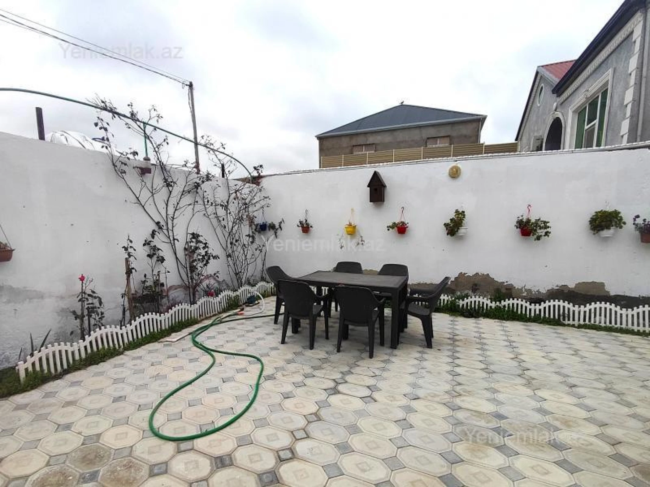 Satılır 4 otaqlı həyət evi 136 m²