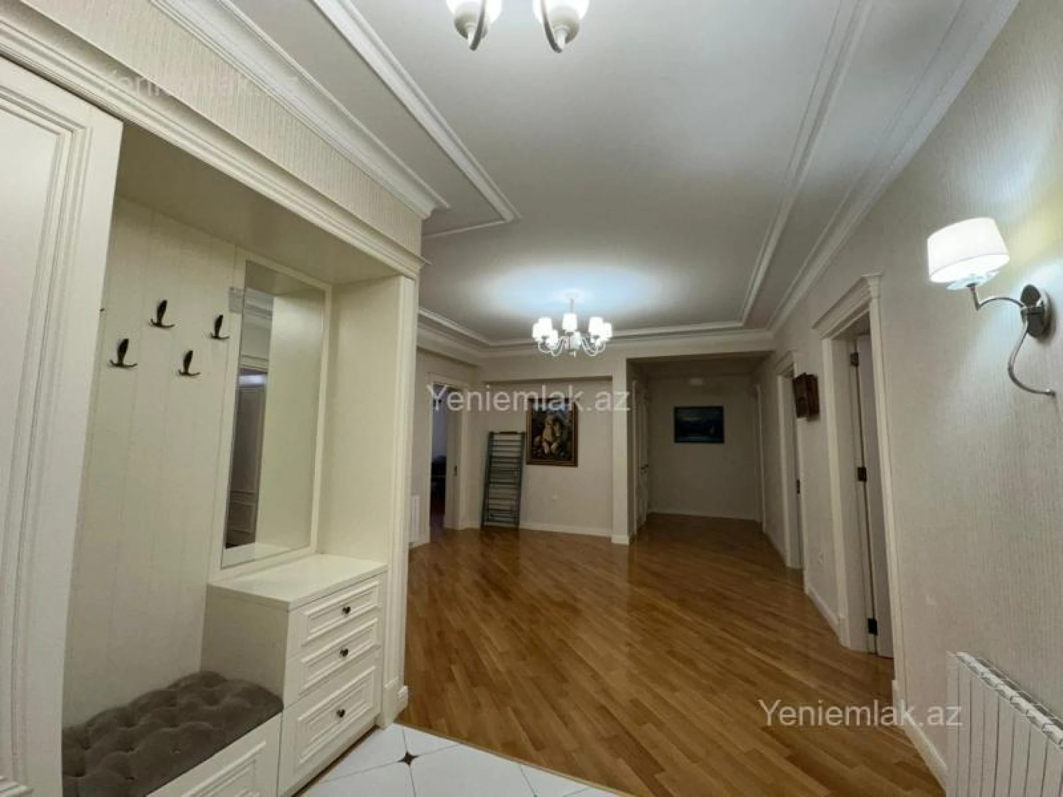 Satılır 4 otaqlı yeni tikili 176 m²