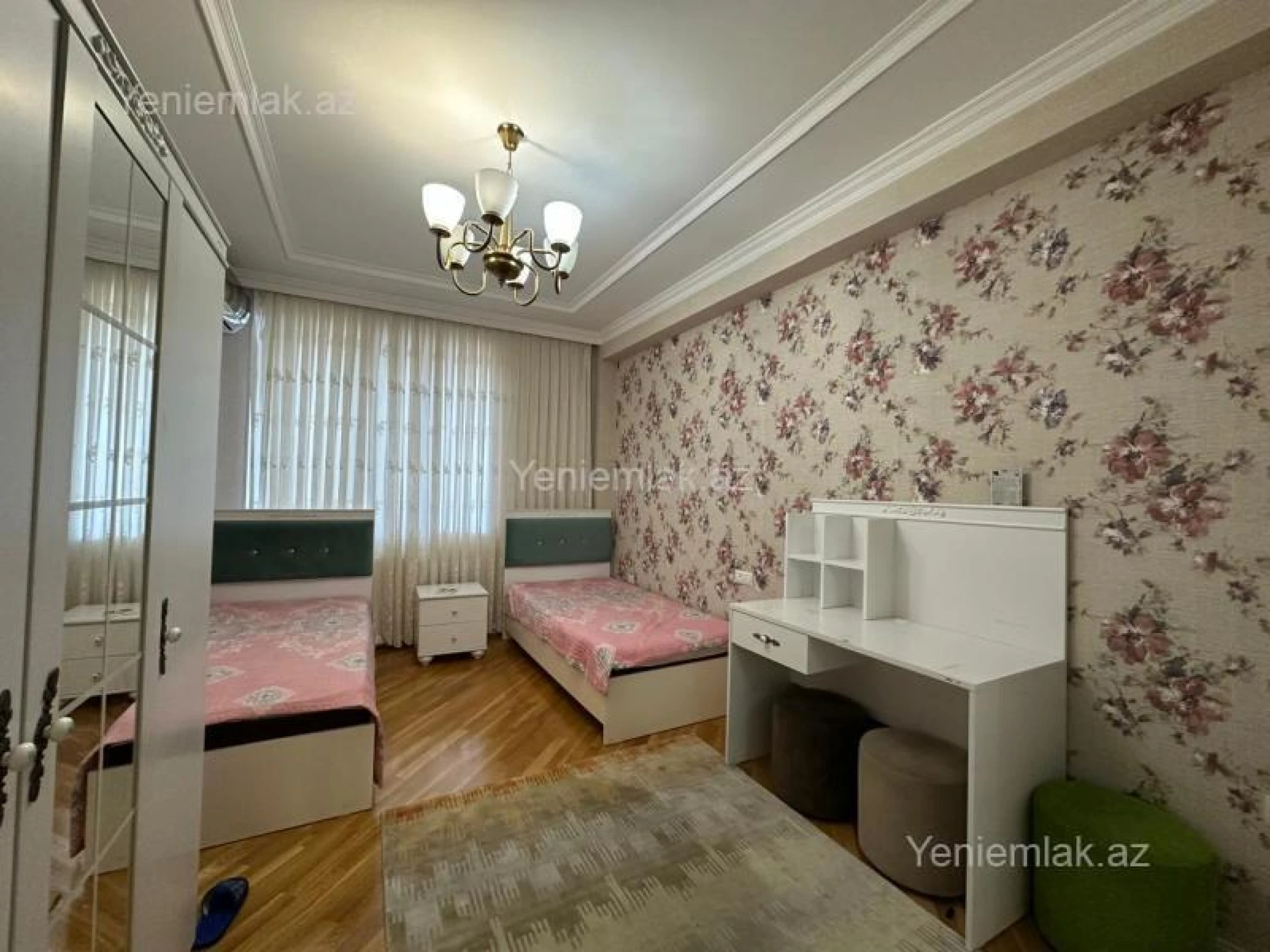Satılır 4 otaqlı yeni tikili 176 m²