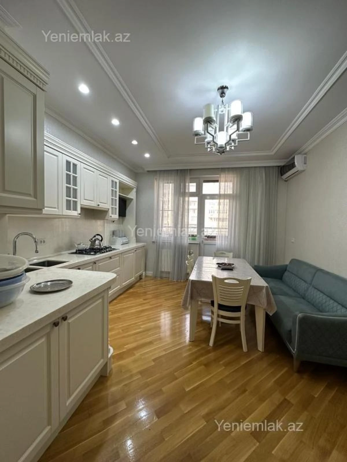 Satılır 4 otaqlı yeni tikili 176 m²