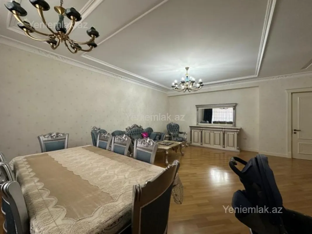Satılır 4 otaqlı yeni tikili 176 m²