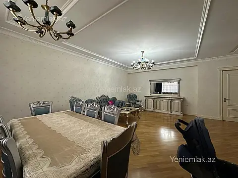 Satılır 4 otaqlı yeni tikili 176 m²