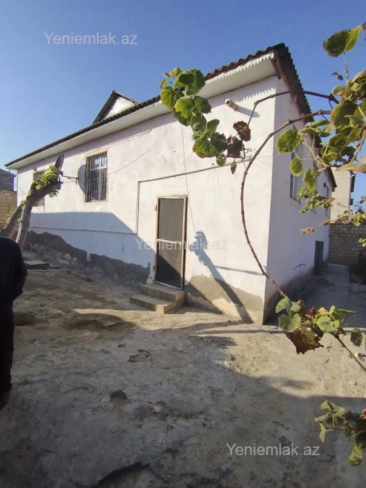 Satılır 4 otaqlı həyət evi 120 m²