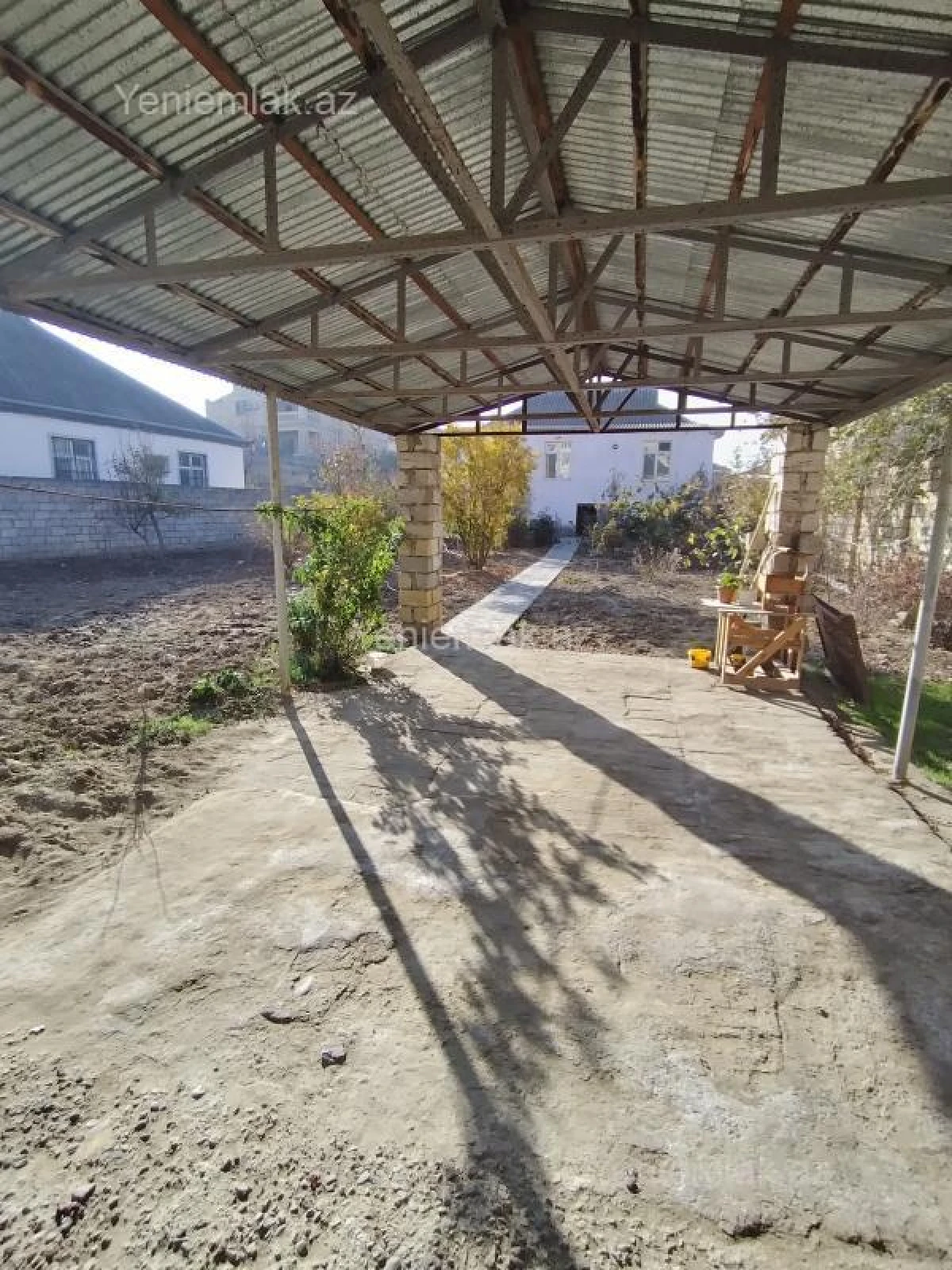 Satılır 4 otaqlı həyət evi 120 m²