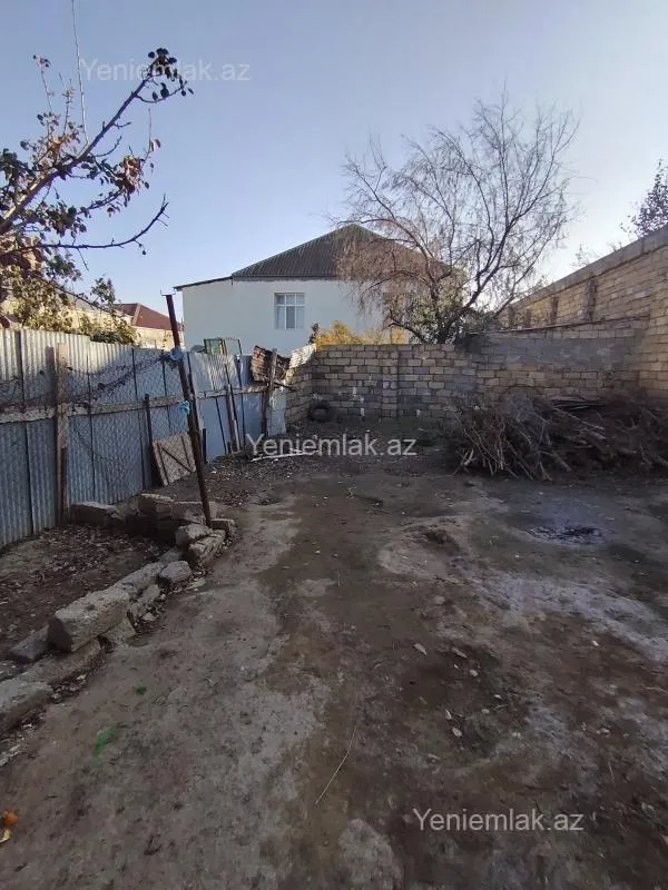 Satılır 4 otaqlı həyət evi 120 m²