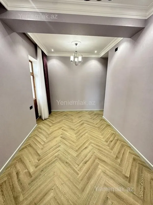Satılır 3 otaqlı yeni tikili 151 m²