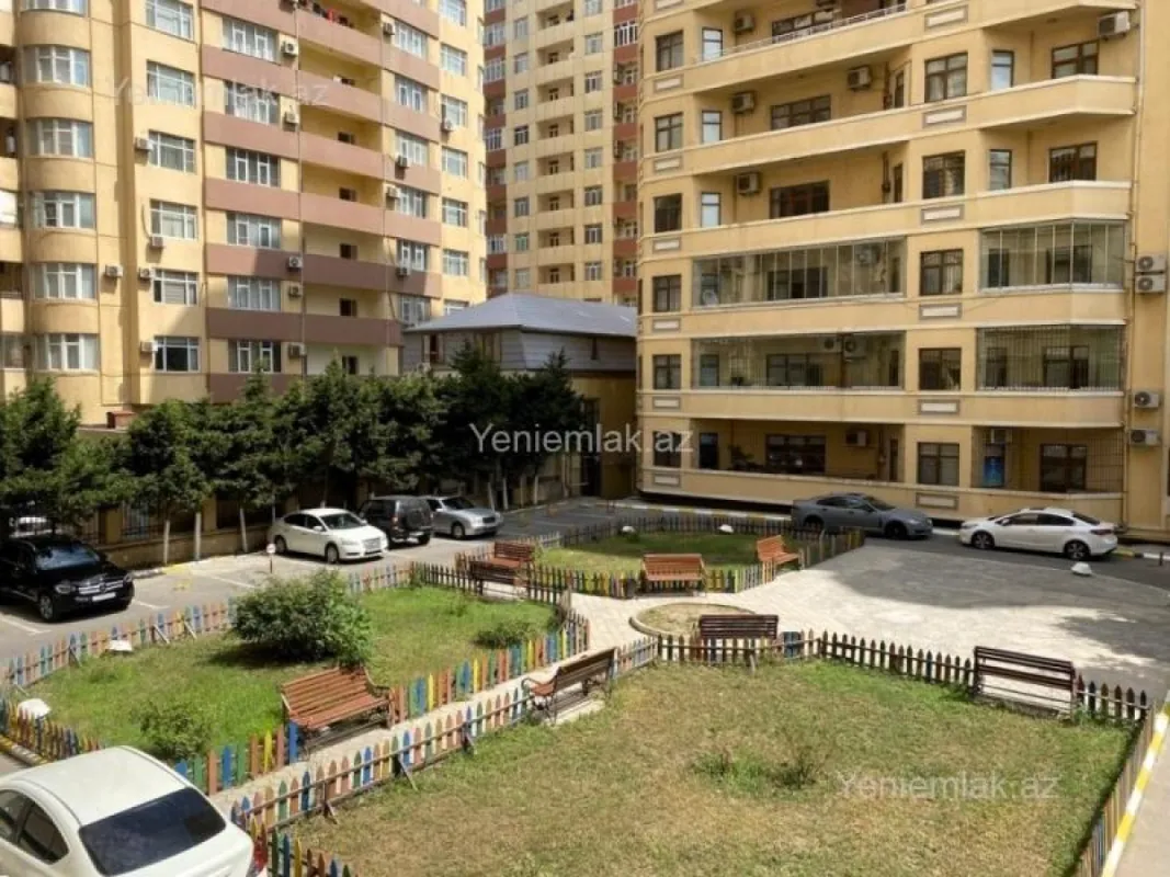 Satılır 3 otaqlı yeni tikili 151 m²