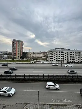 Satılır 2 otaqlı köhnə tikili 55 m²