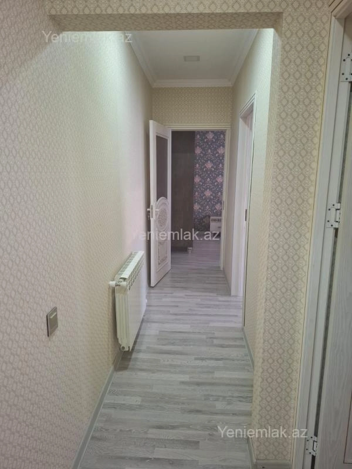 Satılır 4 otaqlı köhnə tikili 100 m²