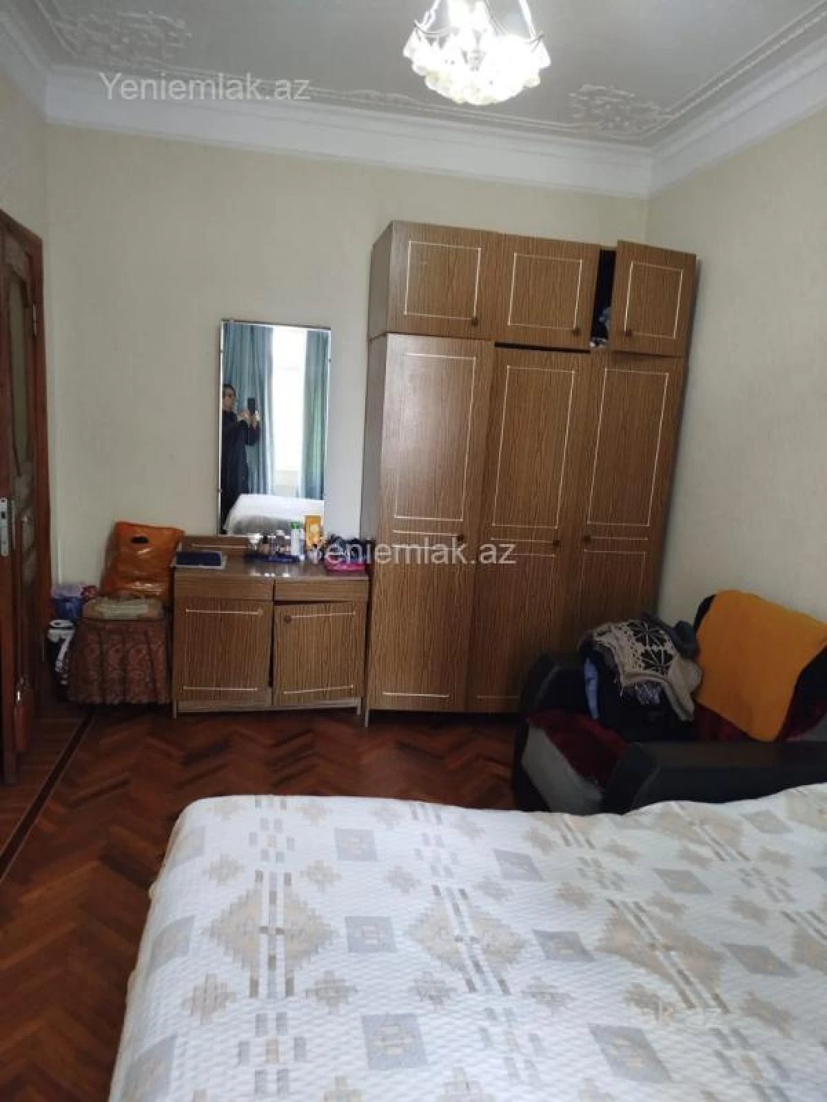 Satılır 4 otaqlı köhnə tikili 95 m²