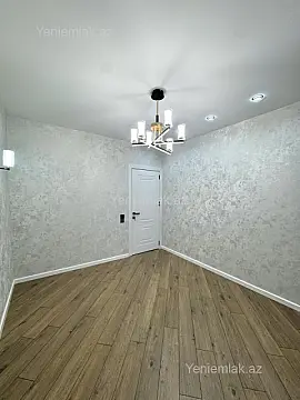 Satılır 2 otaqlı köhnə tikili 70 m²