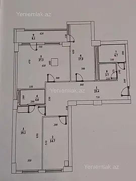 Satılır 3 otaqlı yeni tikili 135 m²