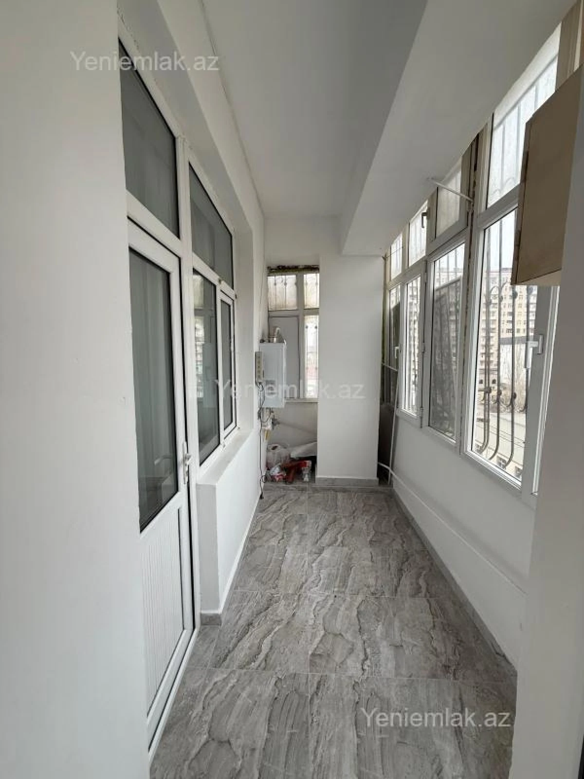 Satılır 3 otaqlı yeni tikili 90 m²