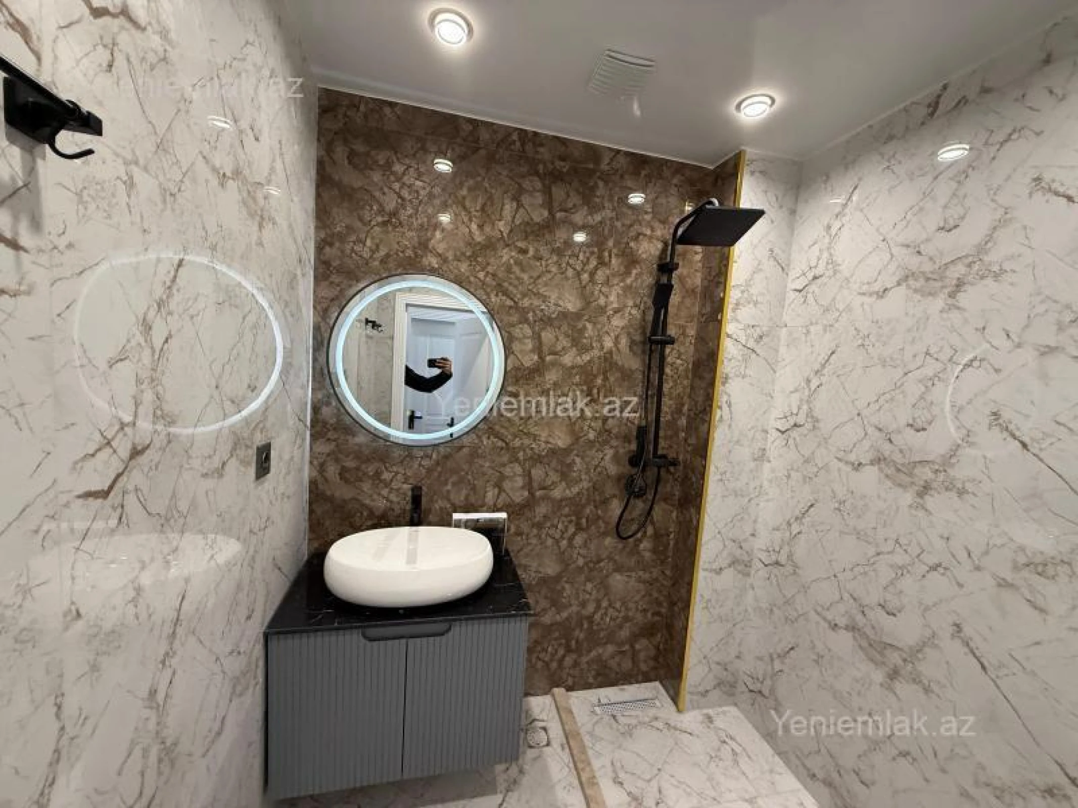 Satılır 3 otaqlı yeni tikili 90 m²