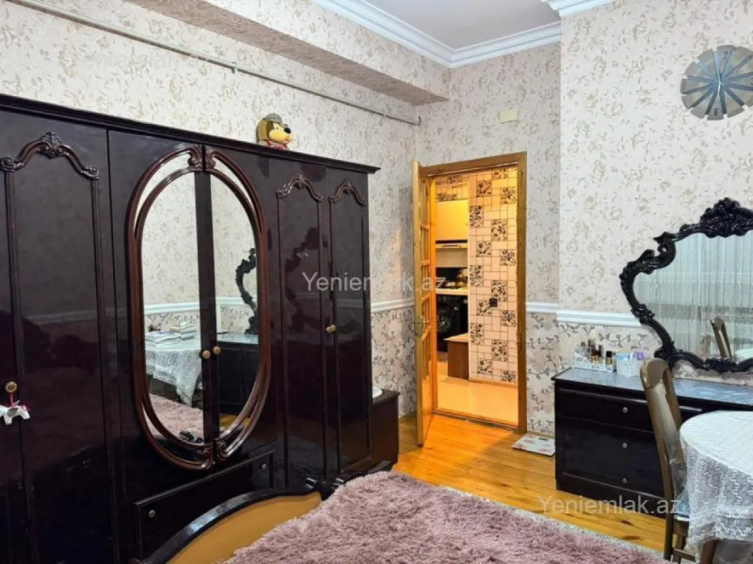 Satılır 2 otaqlı yeni tikili 60 m²