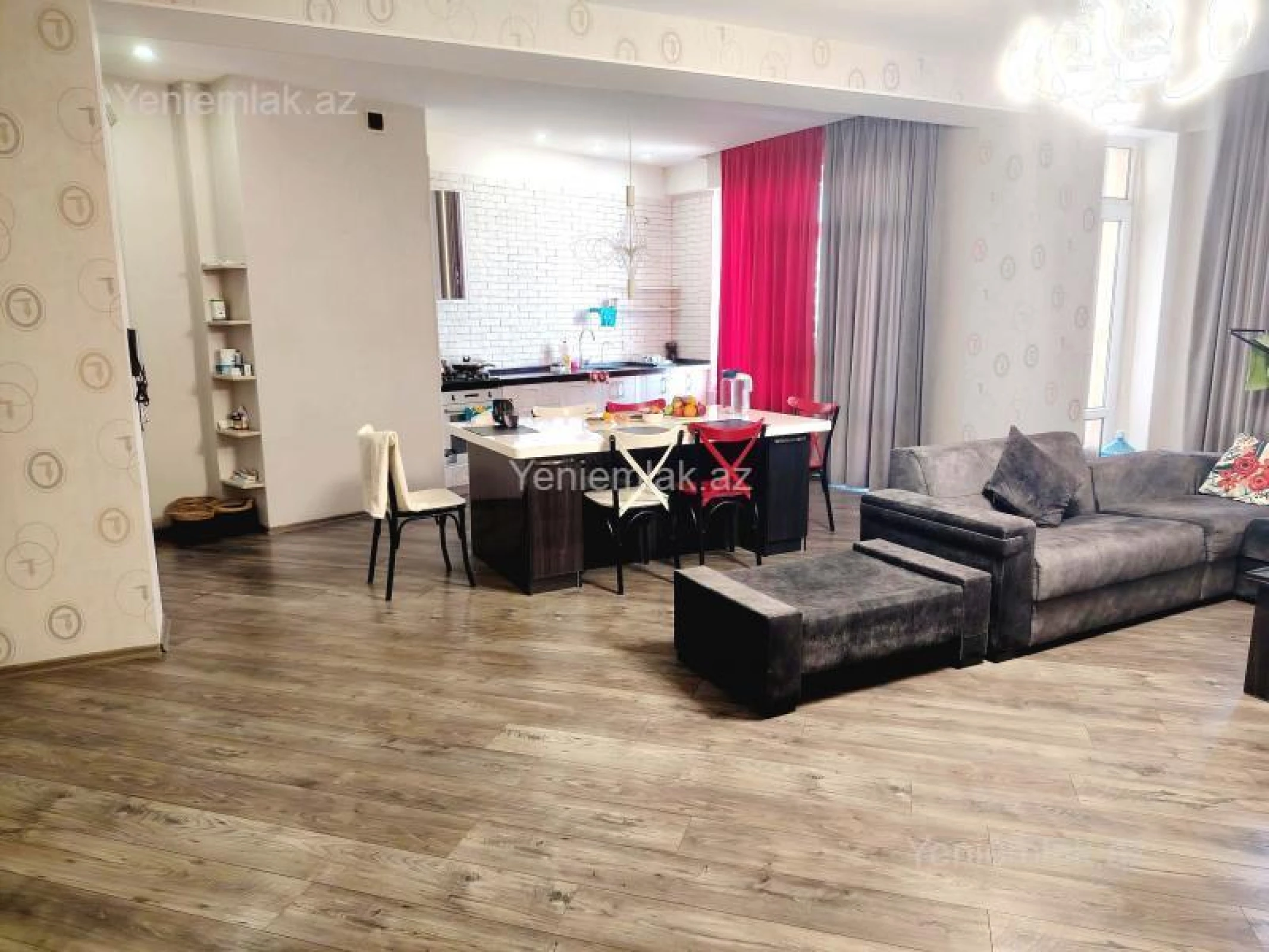 Satılır 3 otaqlı yeni tikili 155 m²
