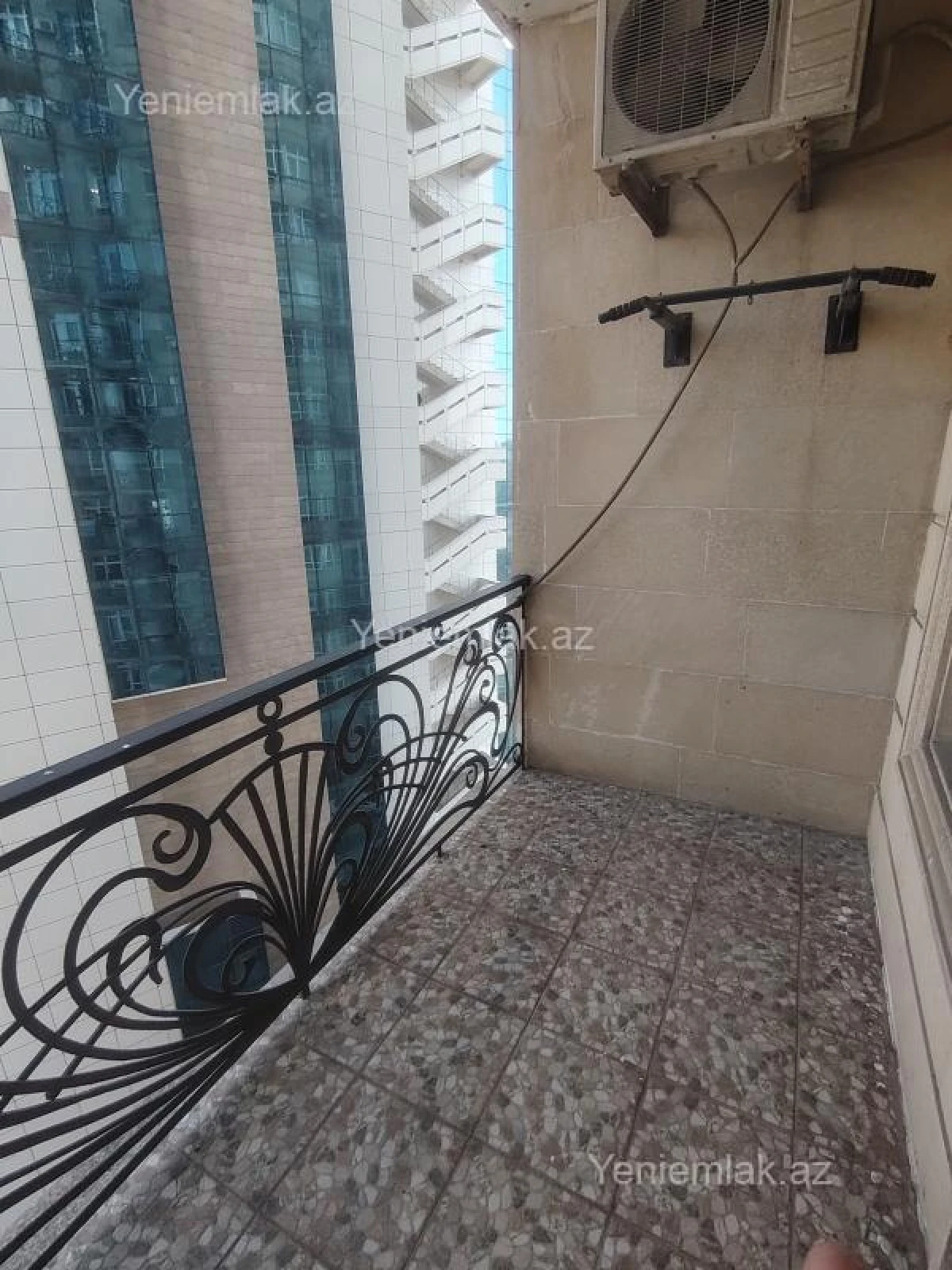 Satılır 3 otaqlı yeni tikili 155 m²