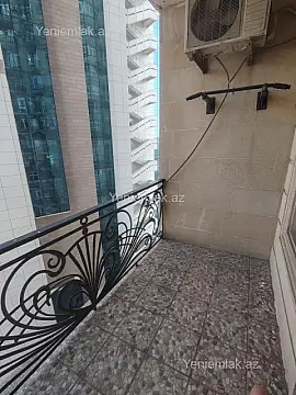 Satılır 3 otaqlı yeni tikili 155 m²