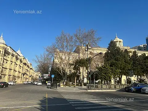 Satılır 2 otaqlı köhnə tikili 45 m²