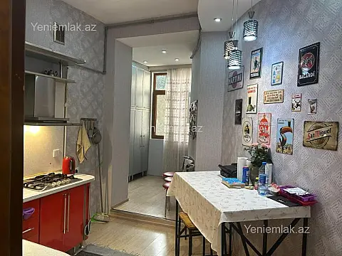 Satılır 2 otaqlı köhnə tikili 45 m²