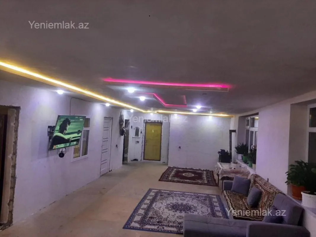 Satılır 3 otaqlı həyət evi 144 m²
