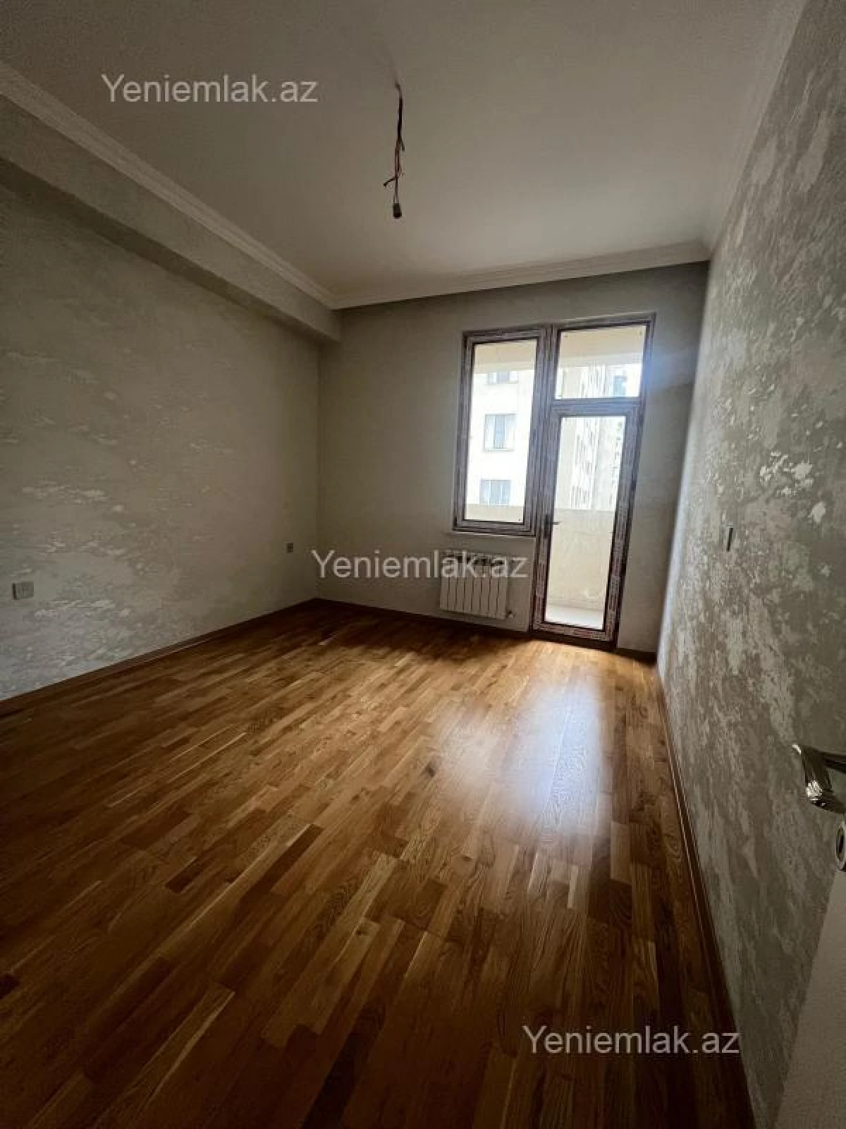 Satılır 3 otaqlı yeni tikili 105 m²
