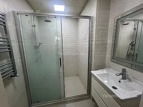 Satılır 3 otaqlı yeni tikili 105 m²