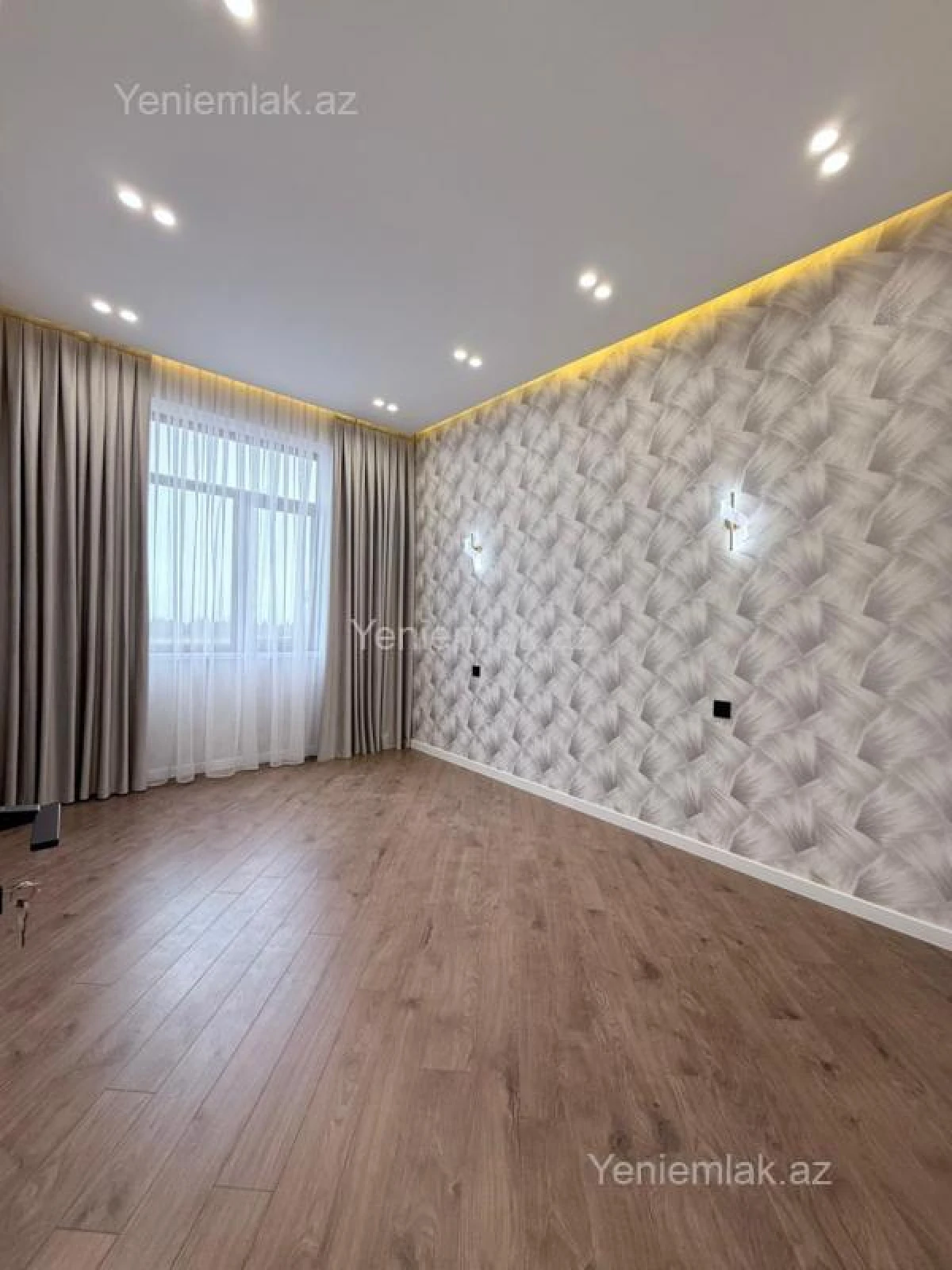 Satılır 2 otaqlı yeni tikili 60 m²