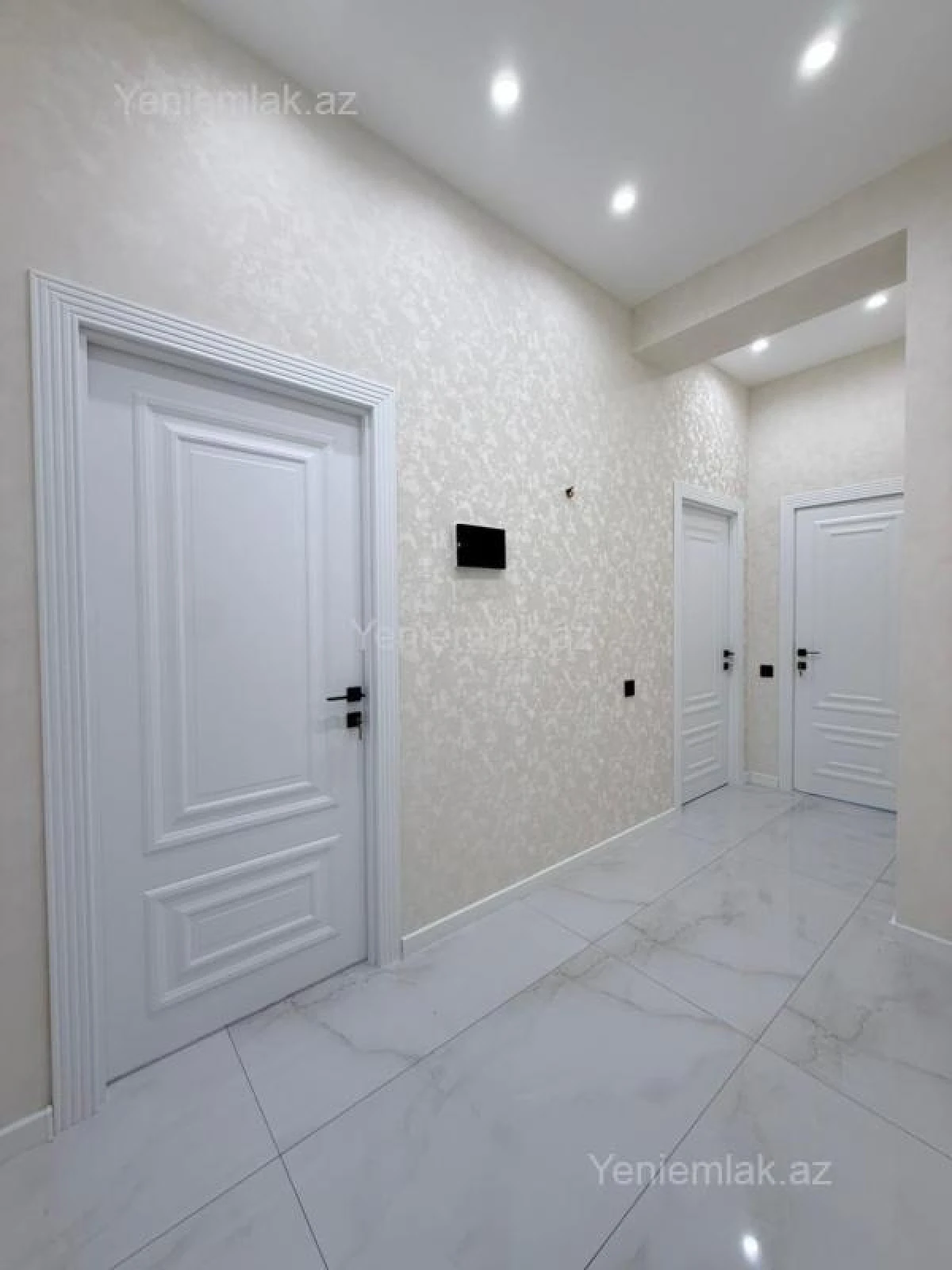 Satılır 2 otaqlı yeni tikili 60 m²