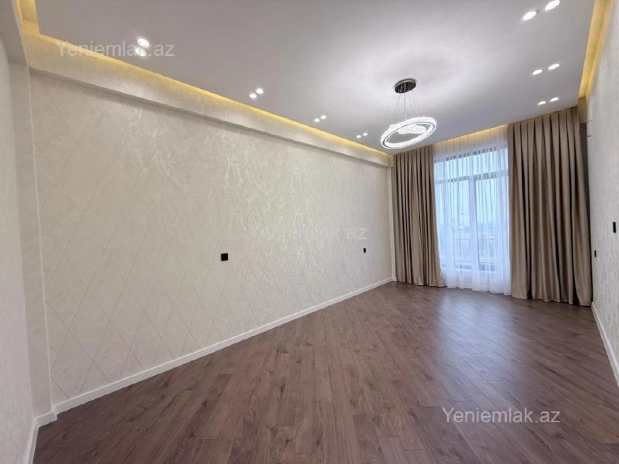 Satılır 2 otaqlı yeni tikili 60 m²