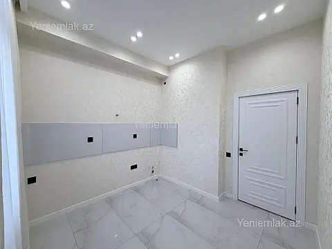 Satılır 2 otaqlı yeni tikili 60 m²